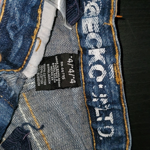 Kids Jean Short - Picture 2 of 4